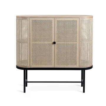 Mesa de apoio Be My Guest - Rattan, carvalho branco verniz, estrutura aço preto  - Warm Nordic