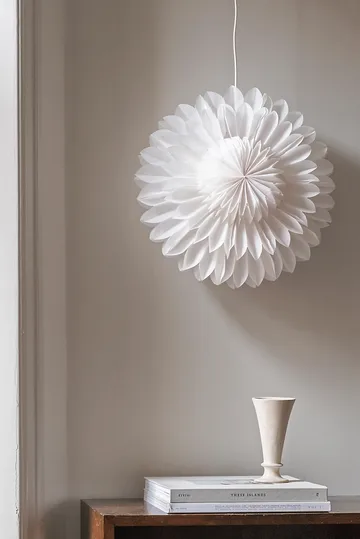 Estrela de Natal Lotus Ø44 cm - Watt & Veke