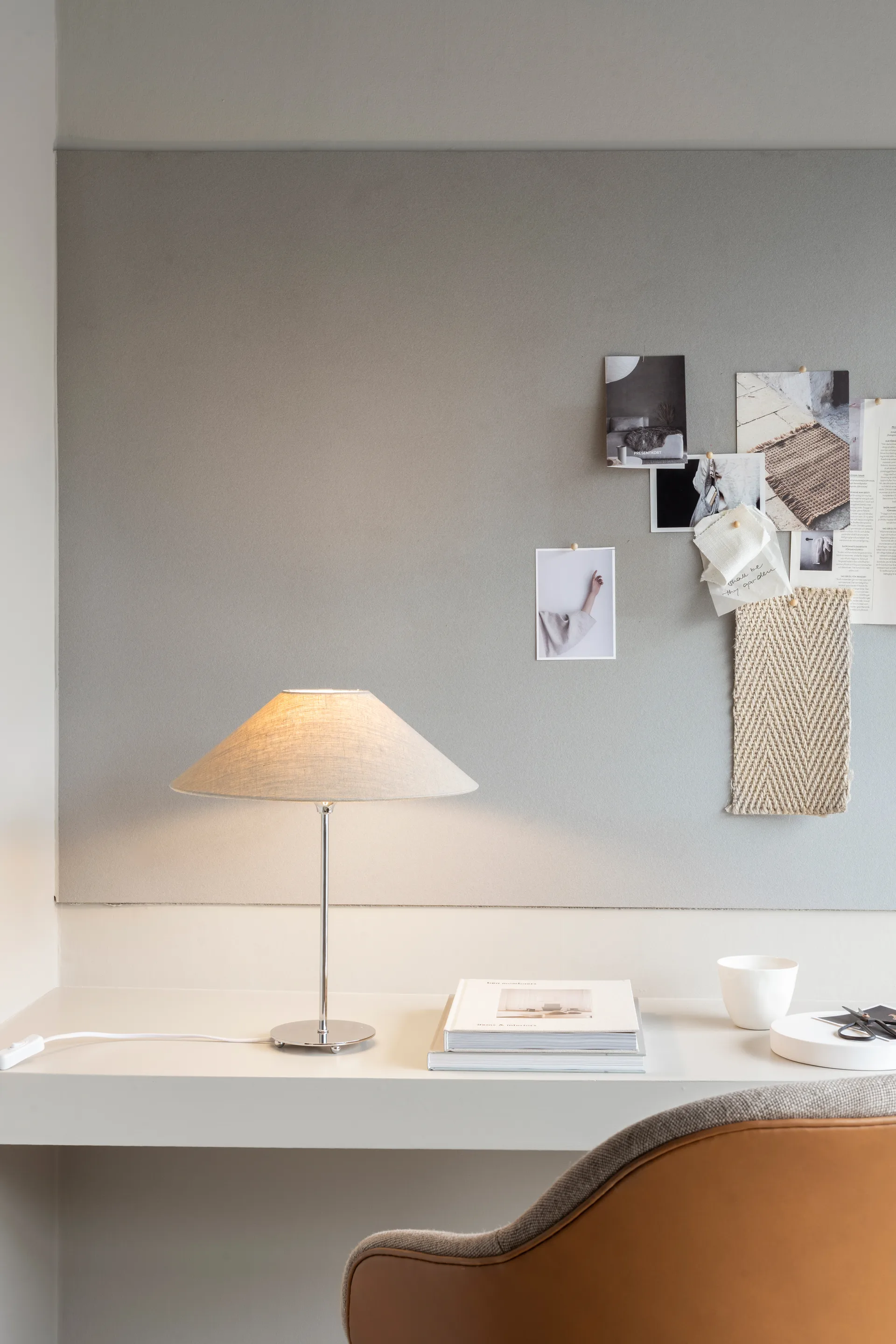 Line 35 pé de candeeiro de mesa, Silver Watt & Veke