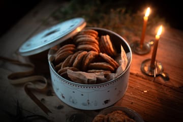 Conj. Caixa de biscoitos Julemorgen Story 2 peças - Vit-multi - Wik & Walsøe