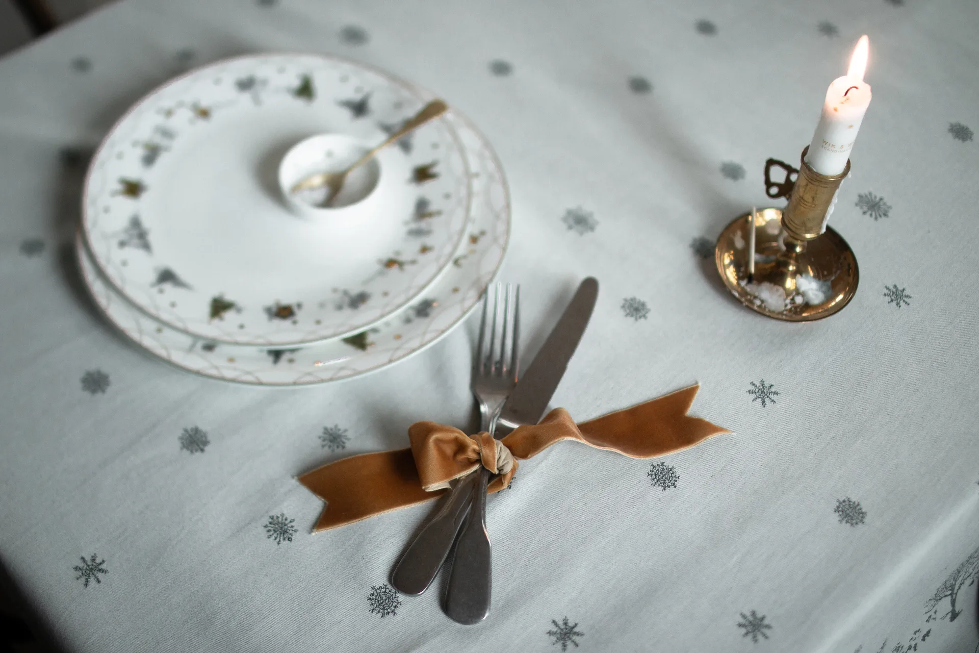 Julemorgen toalha de mesa, Branco-verde, 140x340 cm Wik & Walsøe