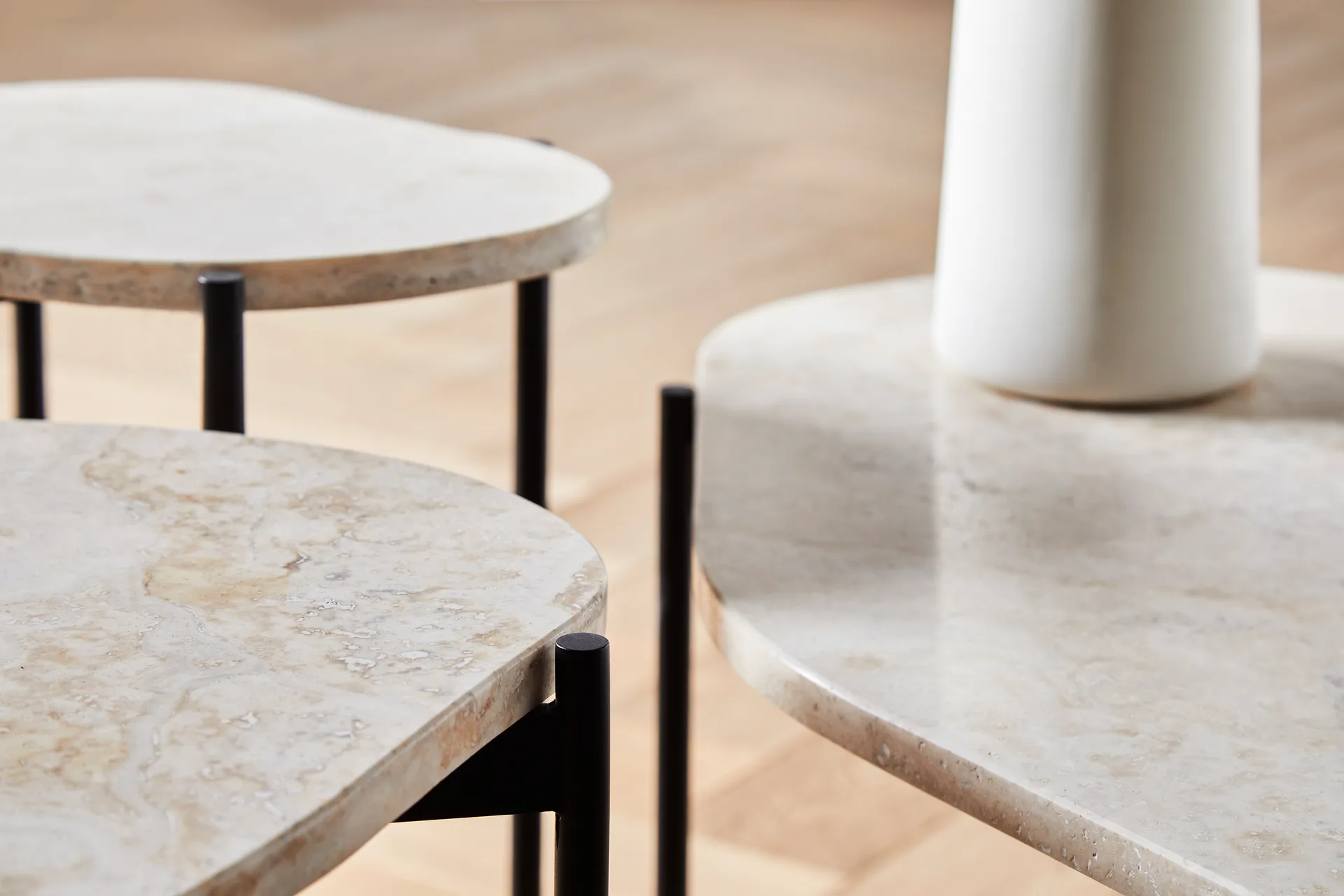 Mesa ocasional, média La Terra , Ivory Woud