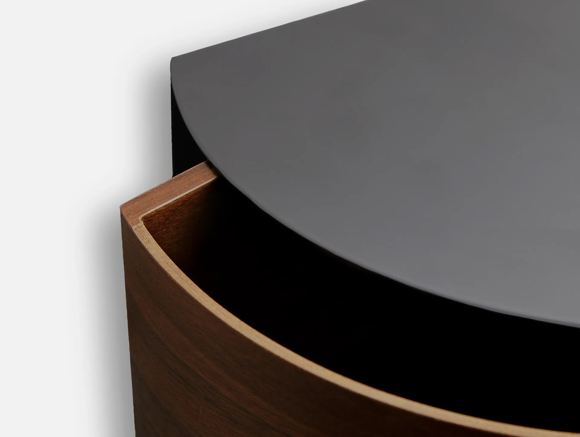 Prateleira Wallie, Noz Woud