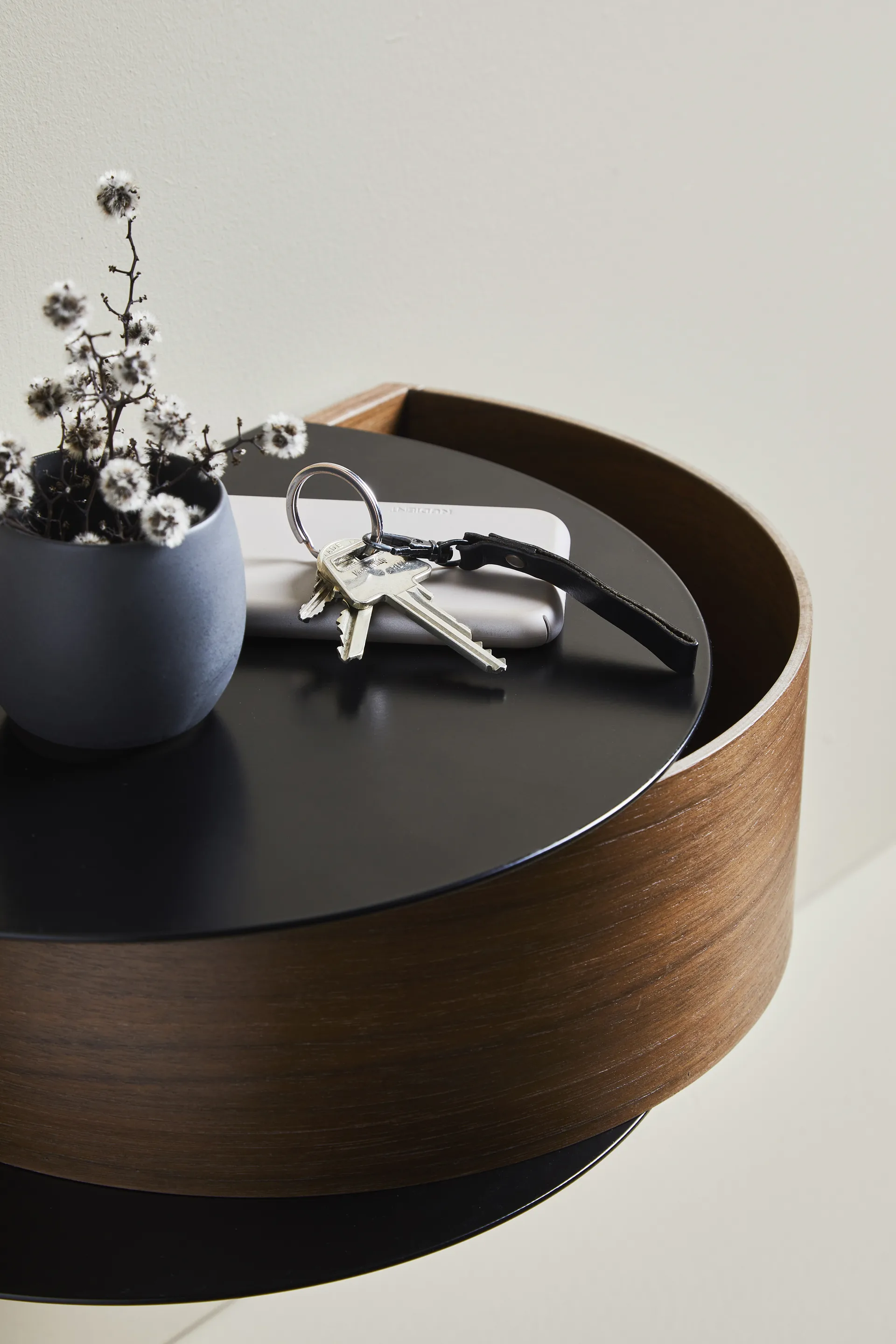 Prateleira Wallie, Noz Woud