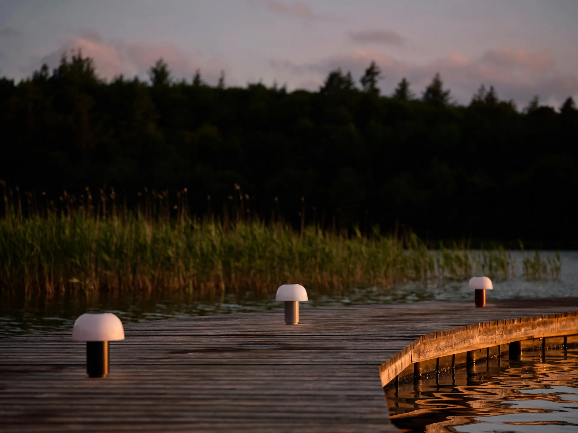 Candeeiro de mesa portátil Harvest Moon 22 cm, Warm grey Zone Denmark