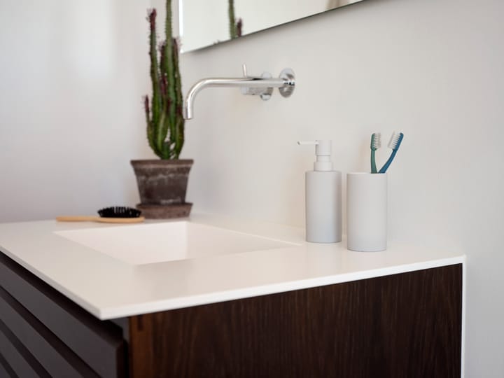 Copo para escovas de dentes Solo, Cinza claro Zone Denmark