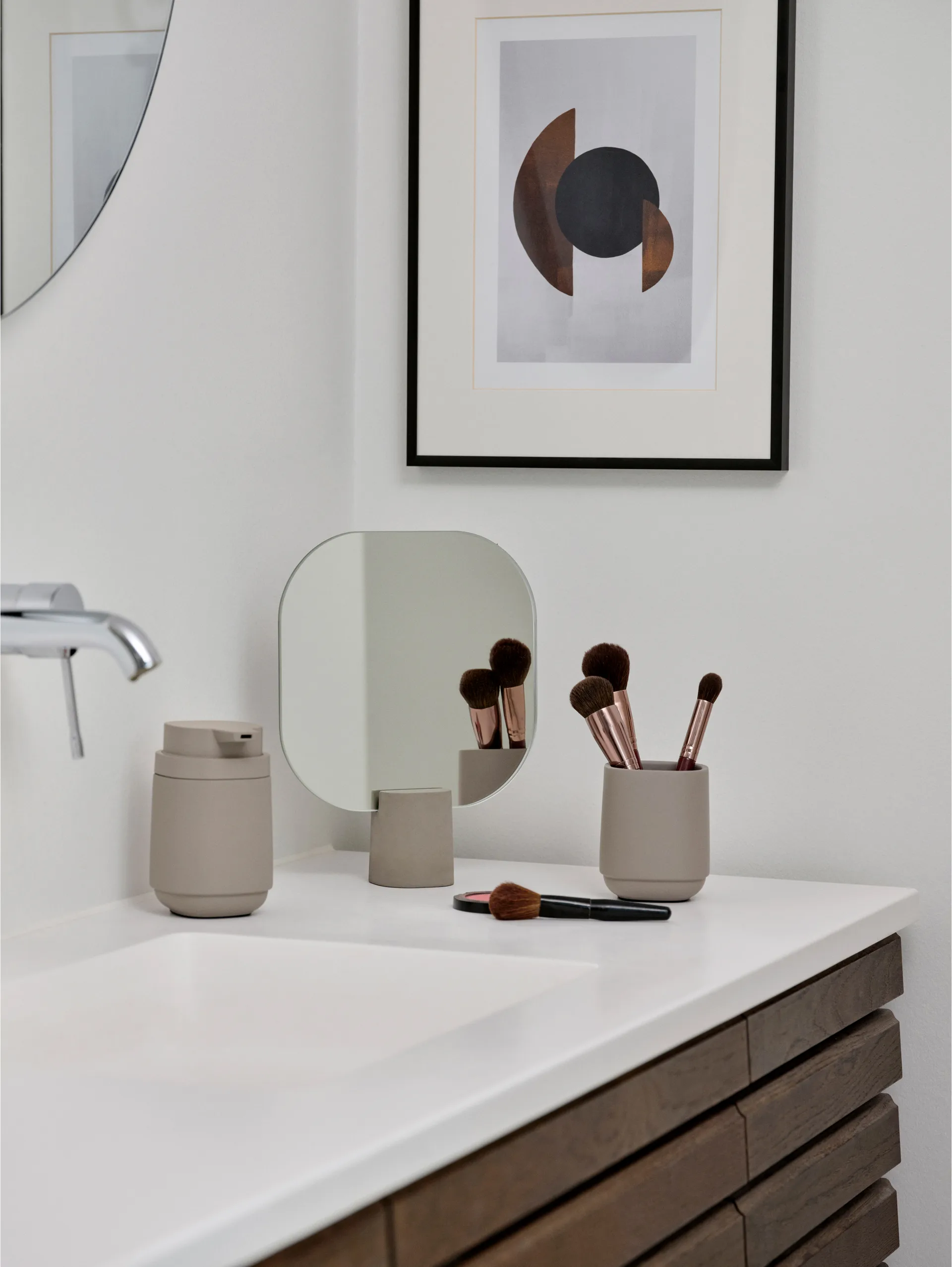 Time espelho de mesa 26,5 cm, Concrete Zone Denmark