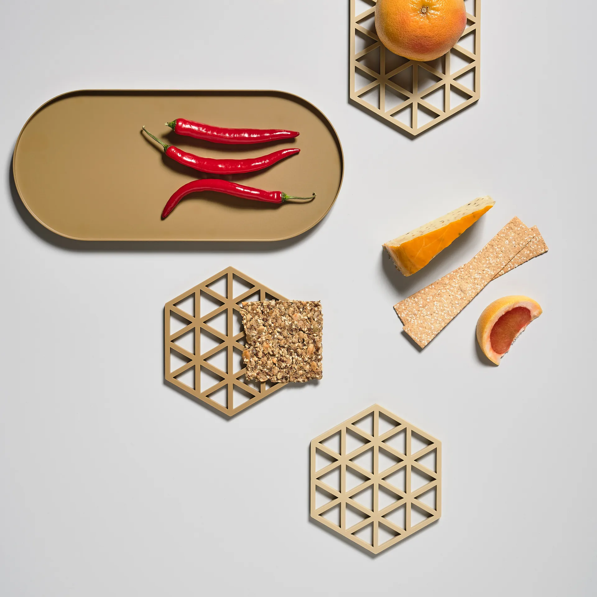 Tripé Triangles 14x16 cm, warm sand Zone Denmark