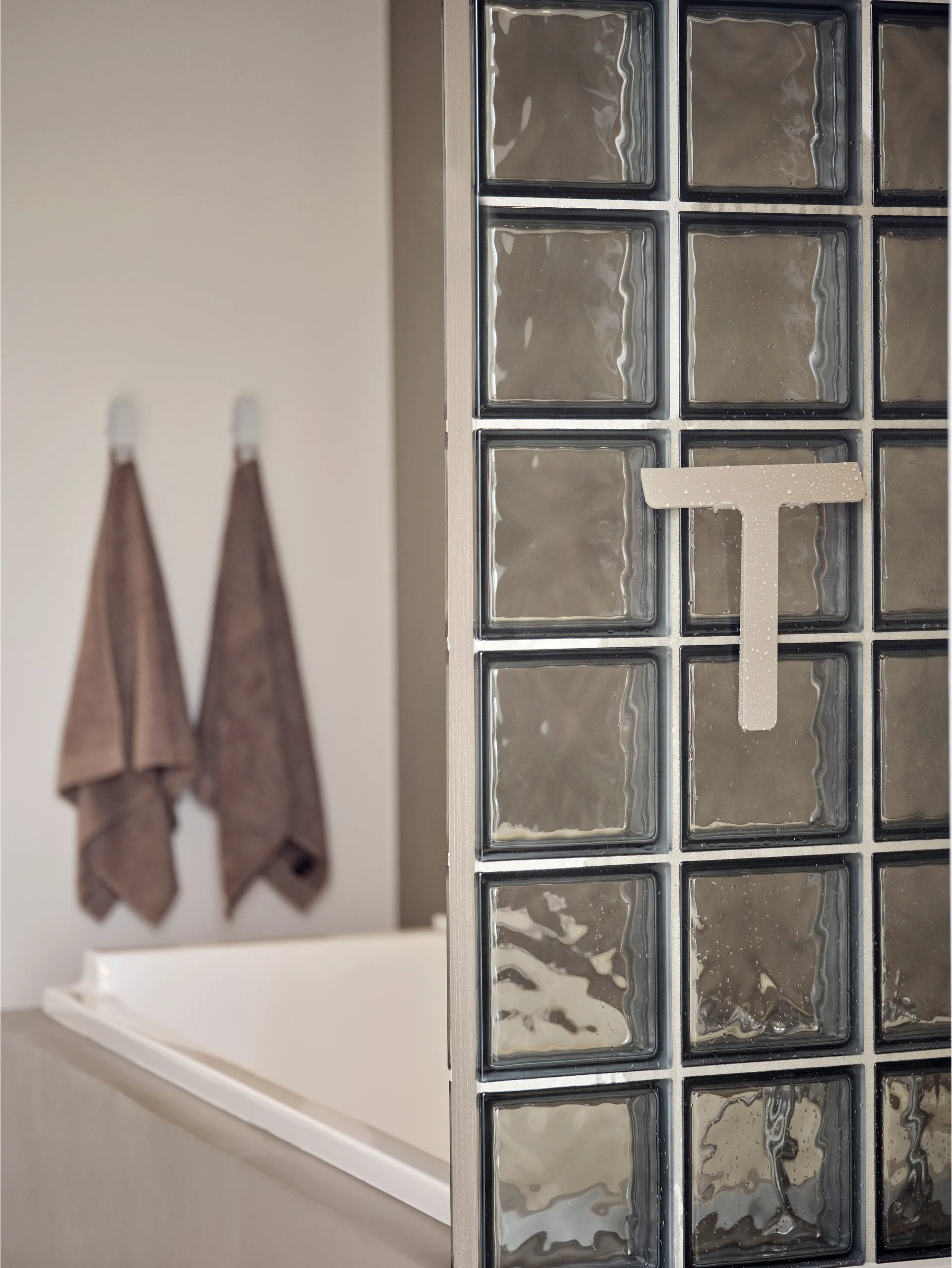 Ume raspador com suporte, Marrom acizentado Zone Denmark