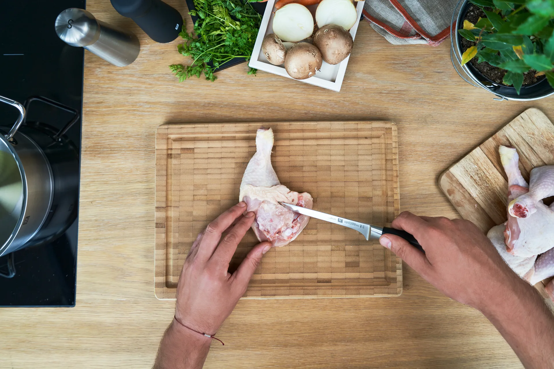 Zwilling Four star faca de desossar 14 cm, Preto-aço inoxidável Zwilling